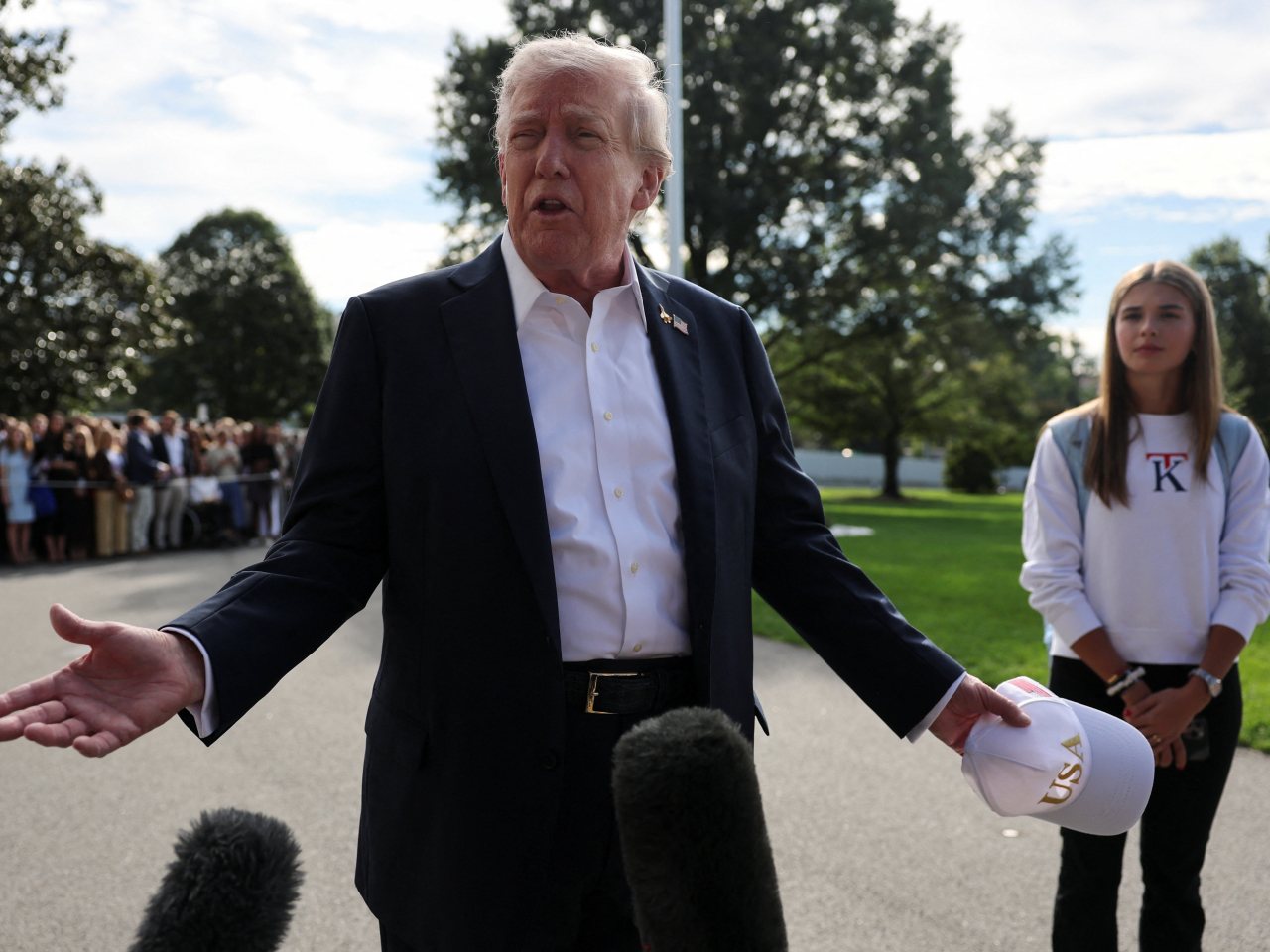 Don Jr's daughter puts shirt on Trump brand appeal