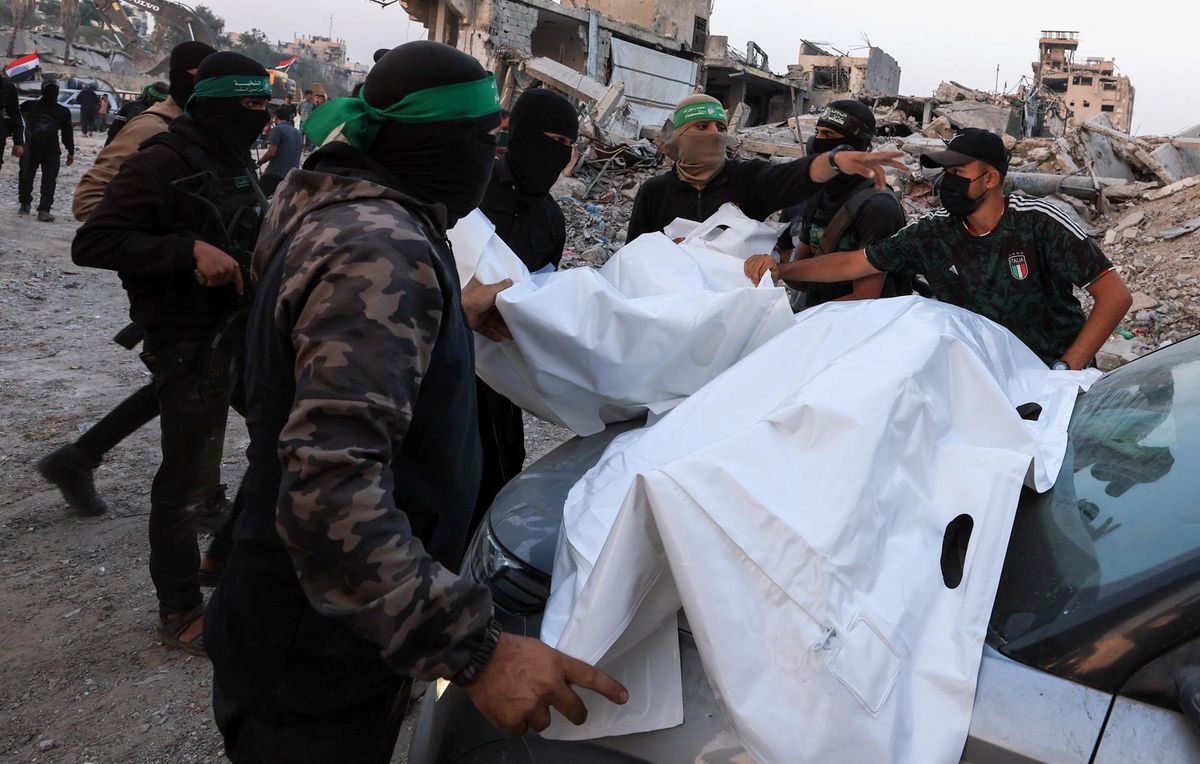 Israel Returns 15 Palestinian Bodies to Gaza Amid Cease-fire Exchanges